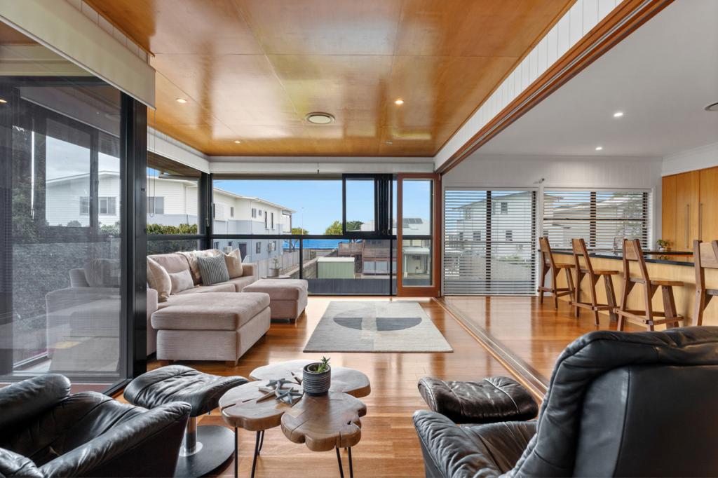 572 FLINDERS PDE, BRIGHTON, QLD 4017