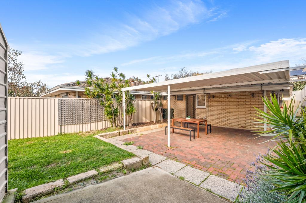 1a Moorhouse St, Willagee, WA 6156