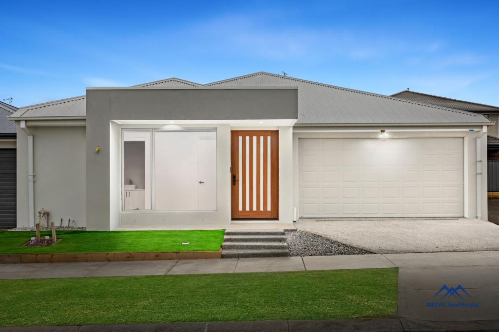 5 NASTURIUM ST, KALKALLO, VIC 3064