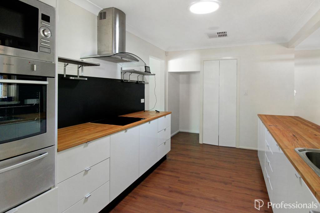 30 Maher St, Tolland, NSW 2650