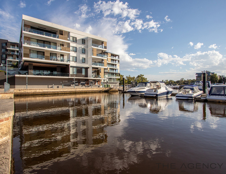 11/16 Marina Dr, Ascot, WA 6104