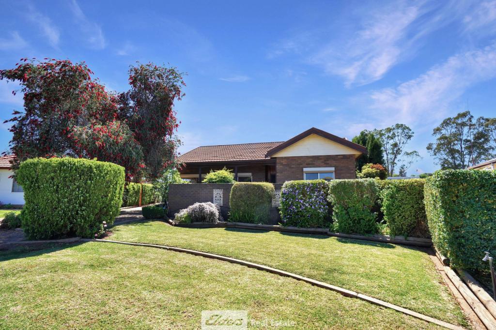 30 Lawson Cres, Griffith, NSW 2680
