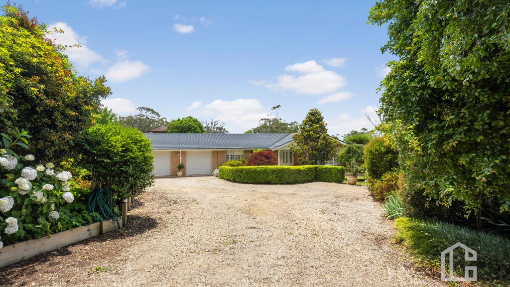 340 BLAXLAND RD, WENTWORTH FALLS, NSW 2782