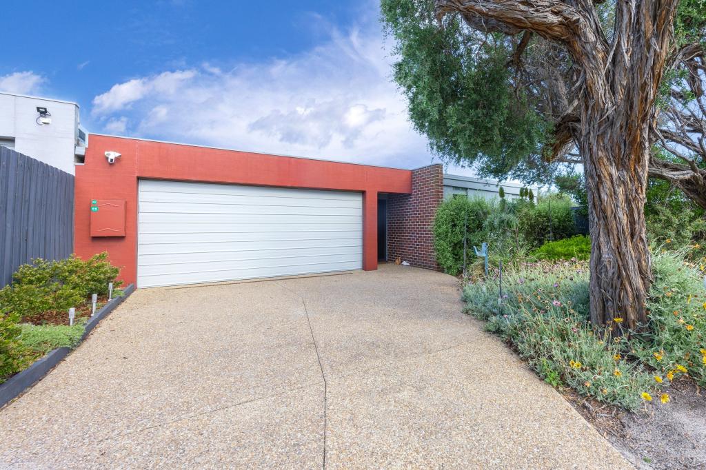 80A HAYES AVE, ROSEBUD, VIC 3939