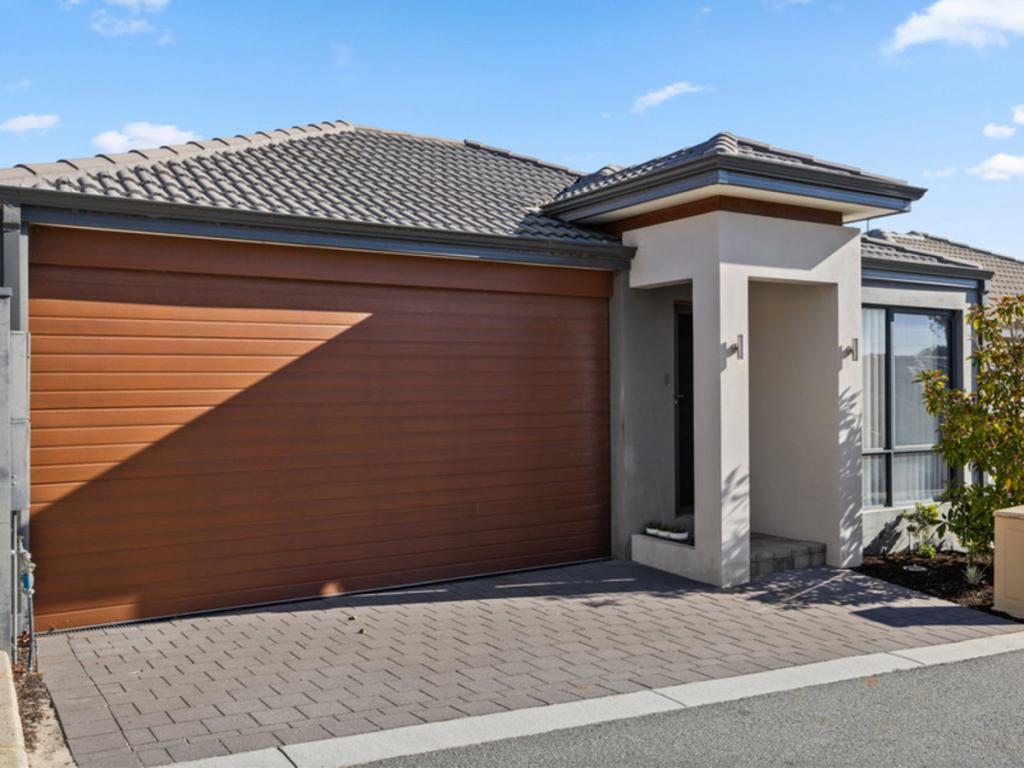 13 Rosemount Ent, Pearsall, WA 6065