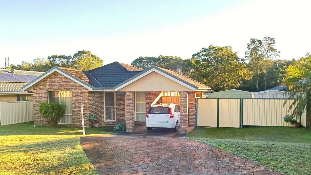 9 Maneela Rd, Buff Point, NSW 2262