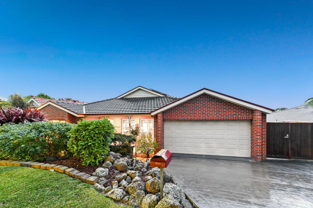 17 Ellesse Way, Berwick, VIC 3806