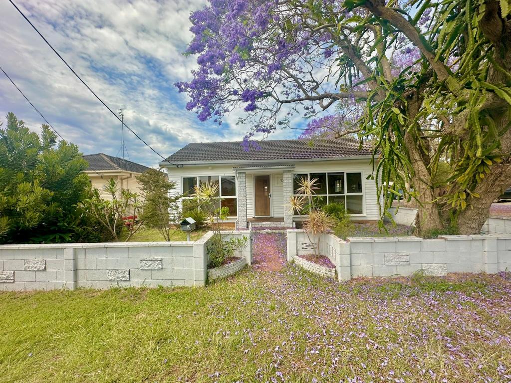 72 Brisbane Ave, Umina Beach, NSW 2257