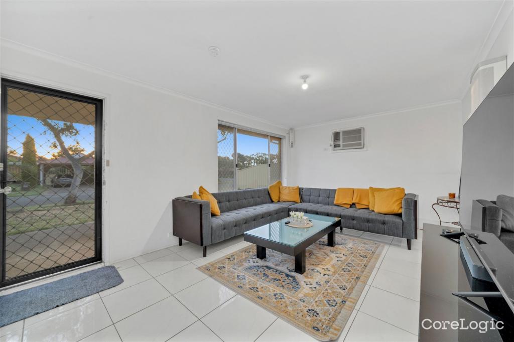 12 Warming St, Parafield Gardens, SA 5107