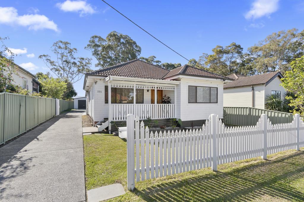 254 Rothery St, Corrimal, NSW 2518