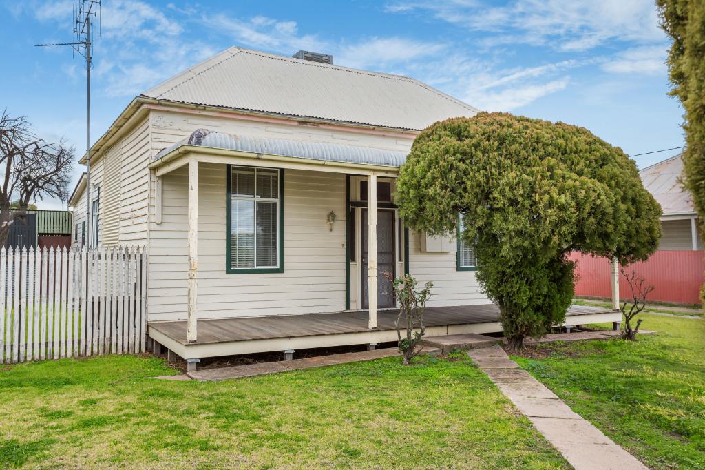 14 Park Rd, Kerang, VIC 3579