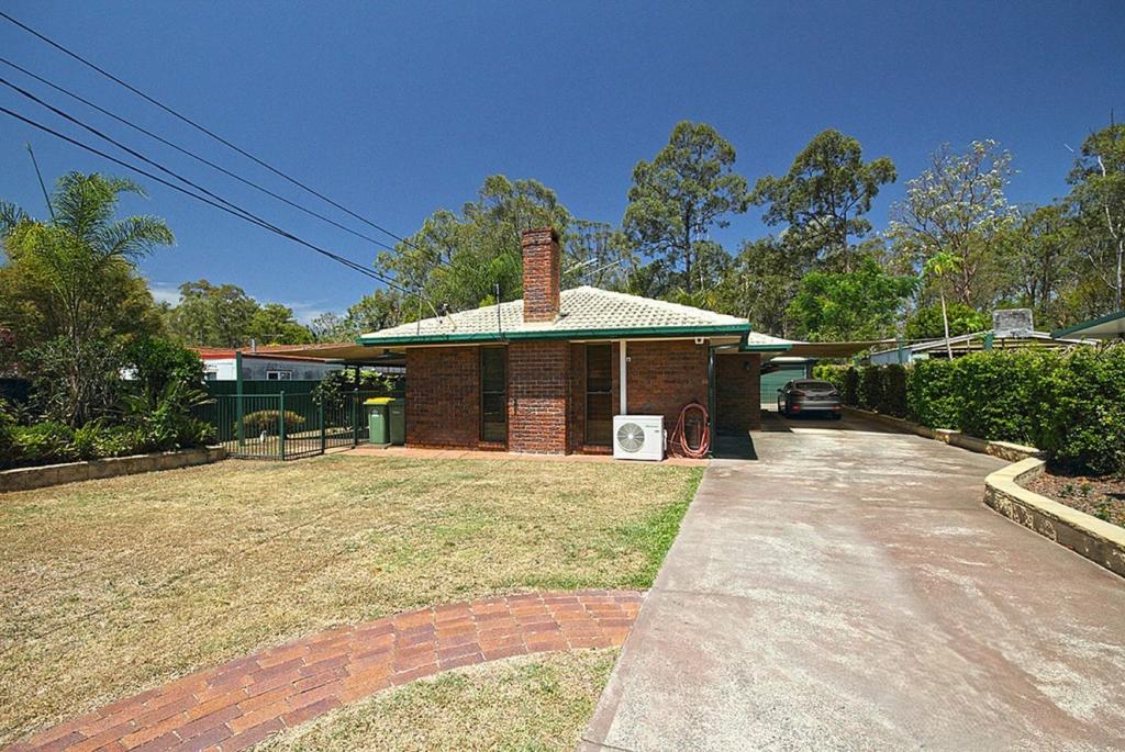 25 Blue Gum Dr, Marsden, QLD 4132