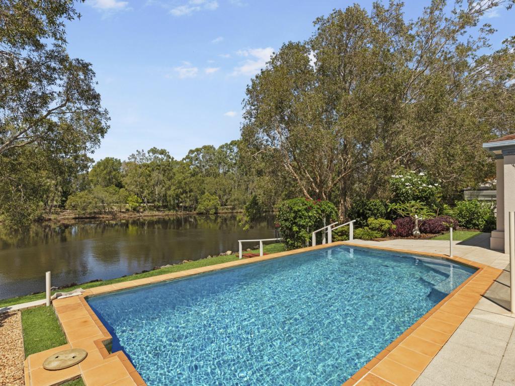 17 Glenwood Pl, Twin Waters, QLD 4564
