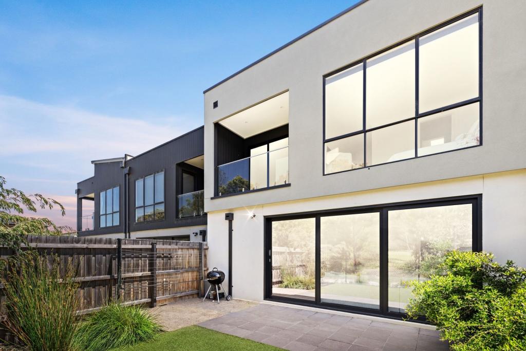 5 Ritz View, Cranbourne North, VIC 3977