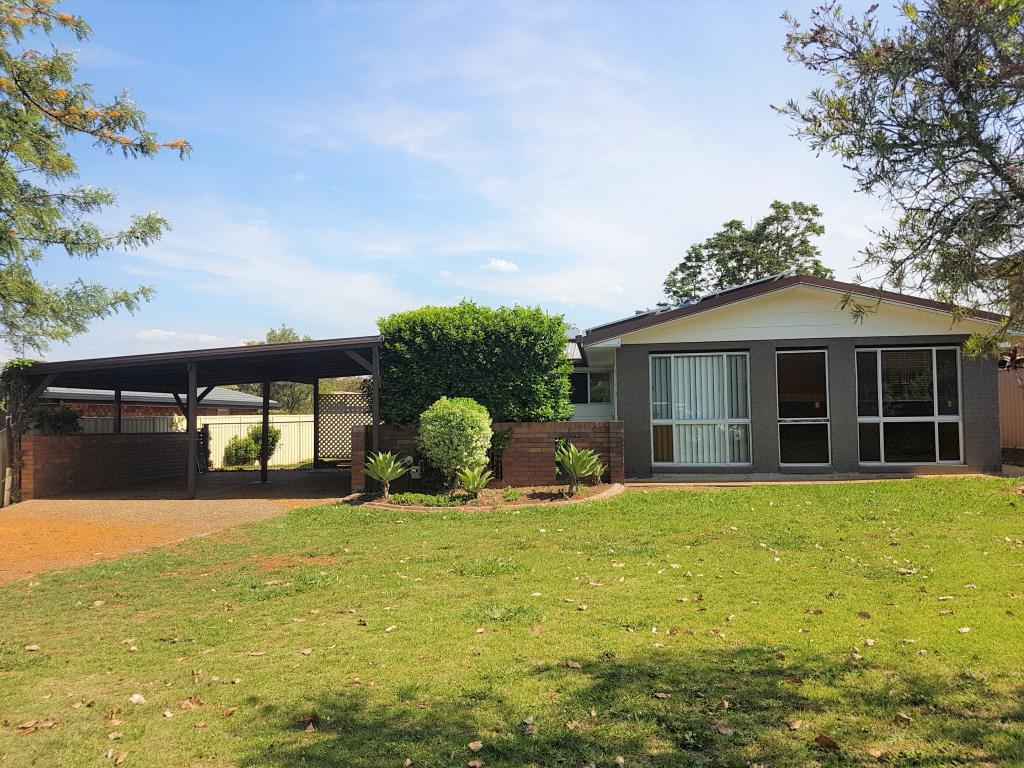 12 KNOCKATOR CRES, CENTENARY HEIGHTS, QLD 4350