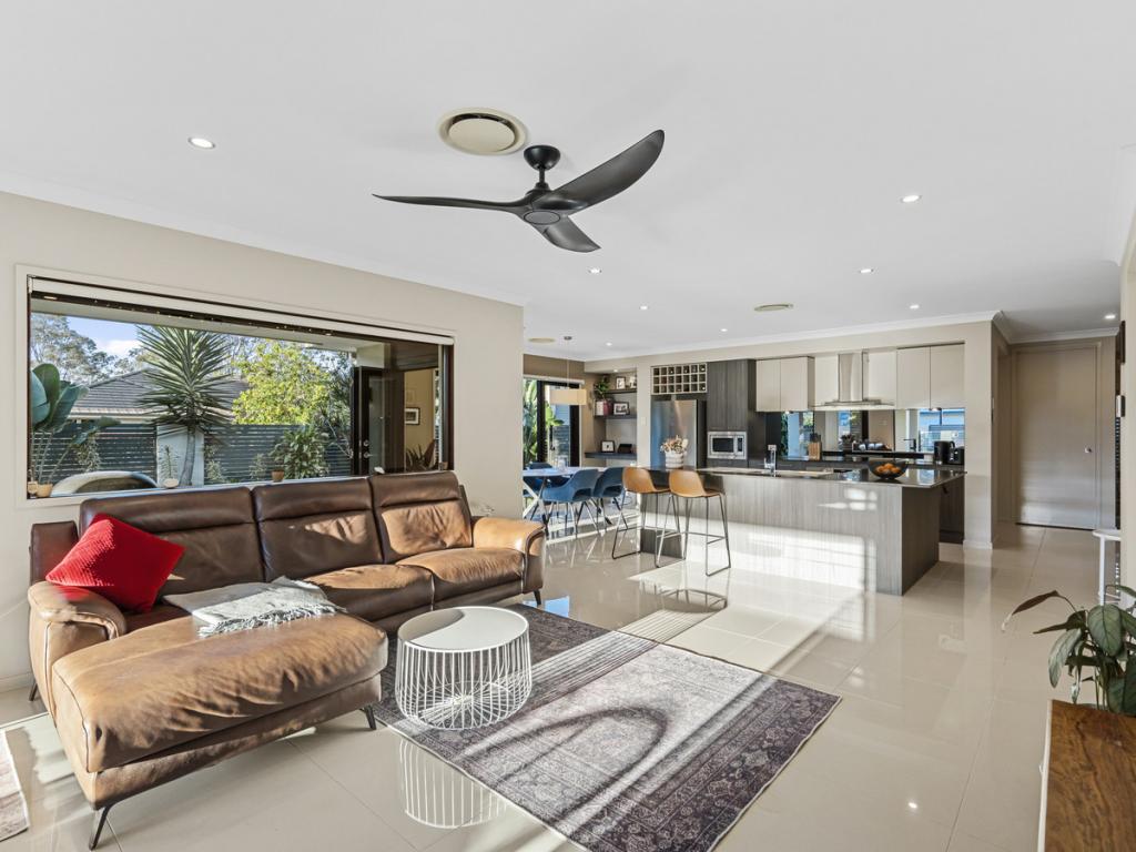 11 Lauren Cct, Brighton, QLD 4017