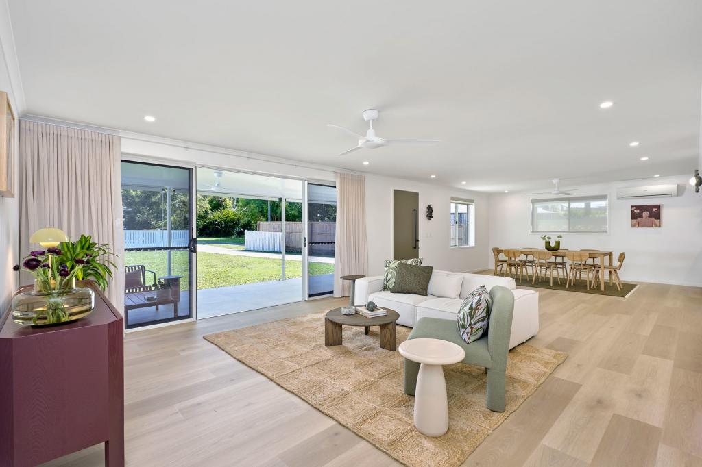 2a Byrnes Cl, Whitfield, QLD 4870