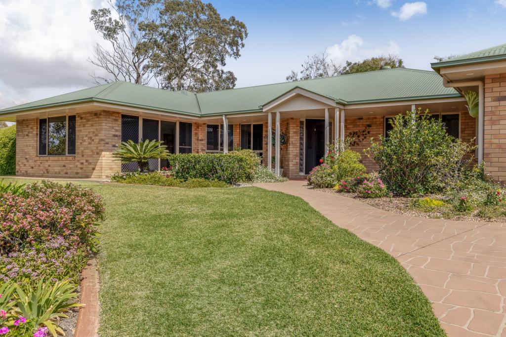 62 Barlow St, Wilsonton, QLD 4350