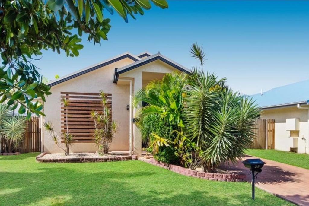 36 GARDENIA AVE, KIRWAN, QLD 4817