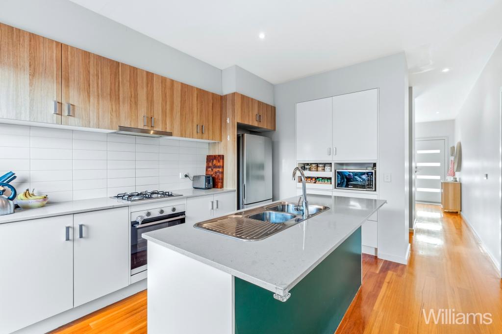 1/229 Woods St, Newport, VIC 3015