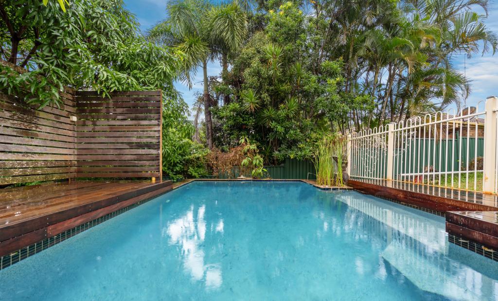 11 Carner Ct, Parkwood, QLD 4214