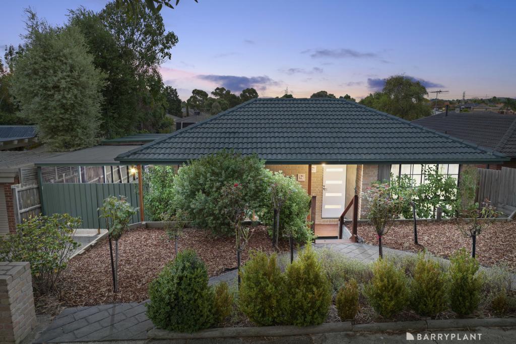 35 Mclaughlin Cres, Mill Park, VIC 3082