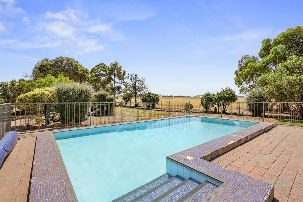 39 Brownes Rd, Anakie, VIC 3213