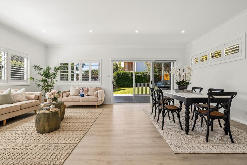 235 Eastern Valley Way, Middle Cove, NSW 2068