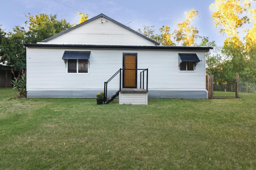 20 Dewhurst St, Manilla, NSW 2346