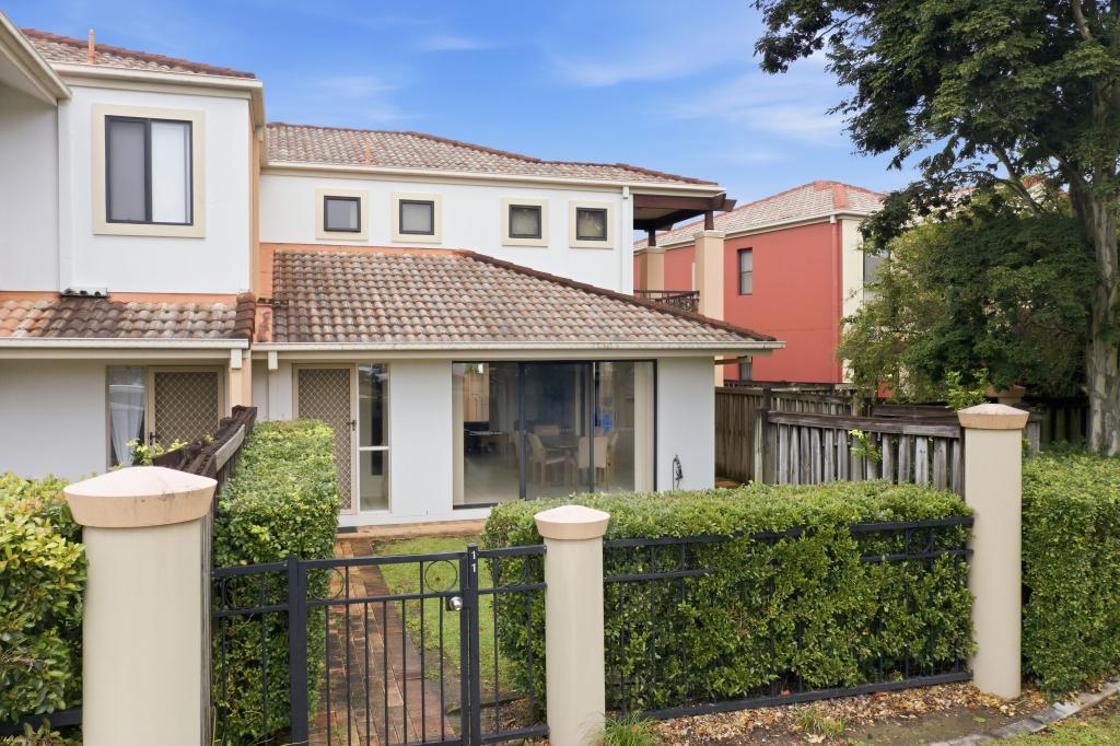 11/302 Christine Ave, Varsity Lakes, QLD 4227