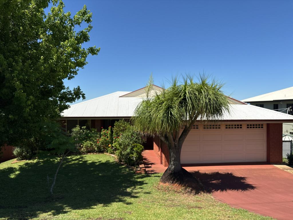 21 Adermann Dr, Kingaroy, QLD 4610