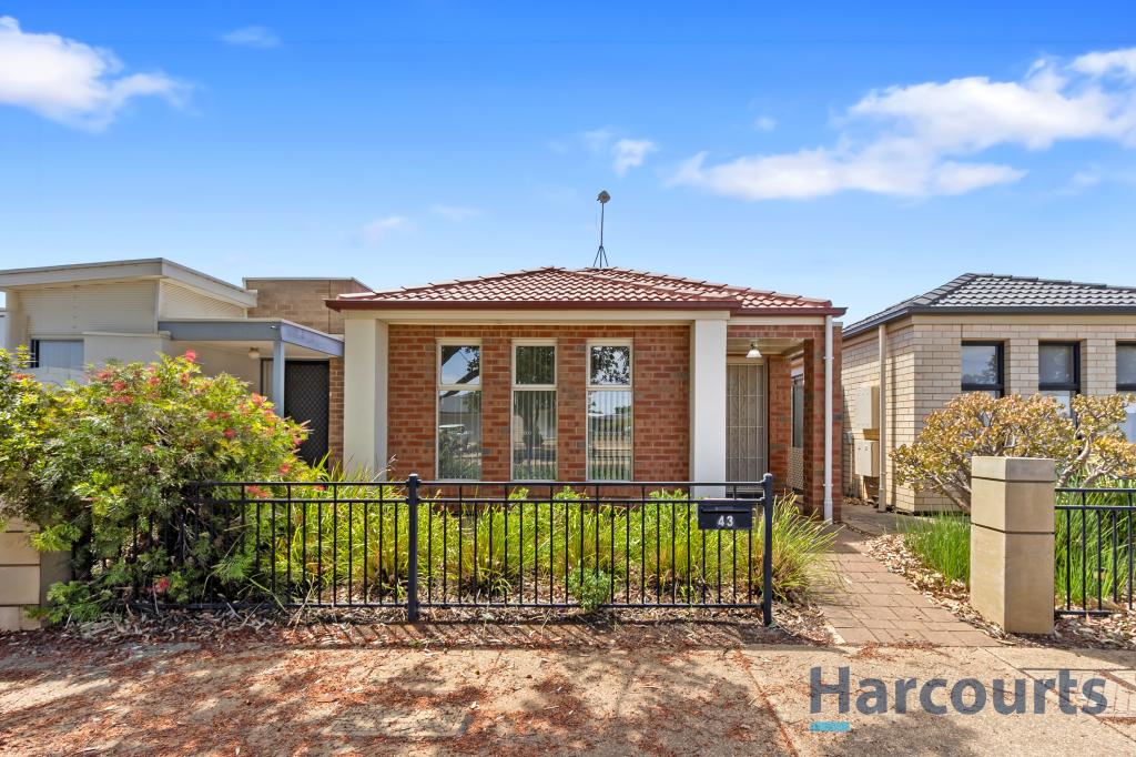 43 West Pkwy, Andrews Farm, SA 5114