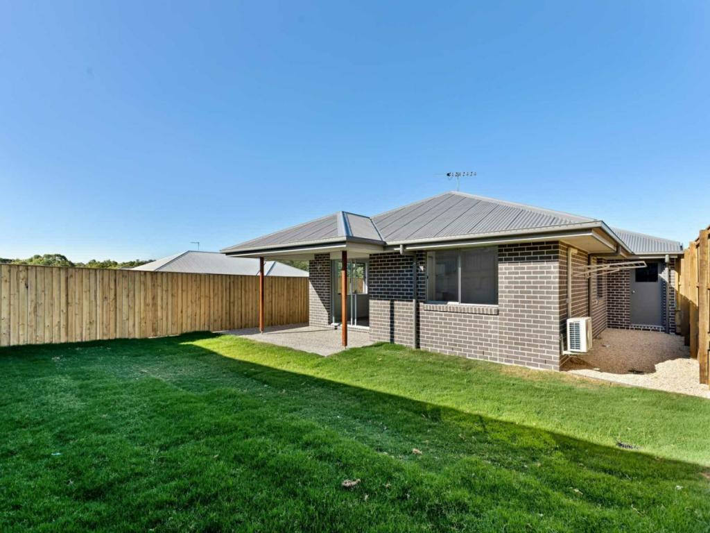 37 Herbst Dr, Bahrs Scrub, QLD 4207