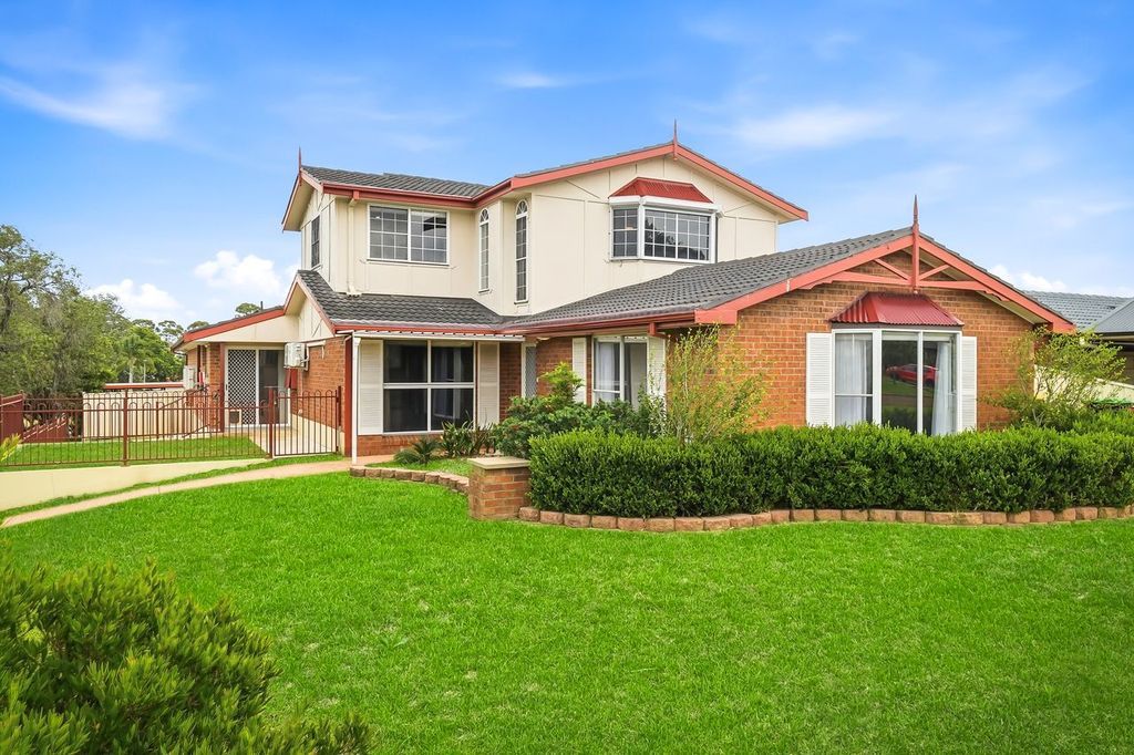 10 CARPENTER PL, MINCHINBURY, NSW 2770