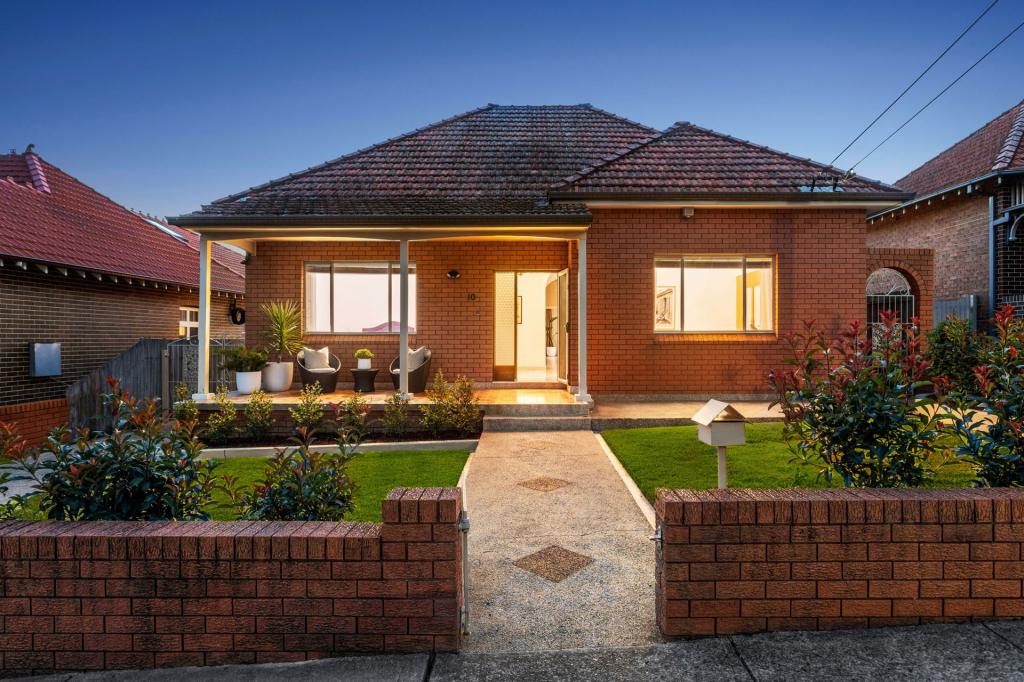 10 DEAKIN AVE, HABERFIELD, NSW 2045