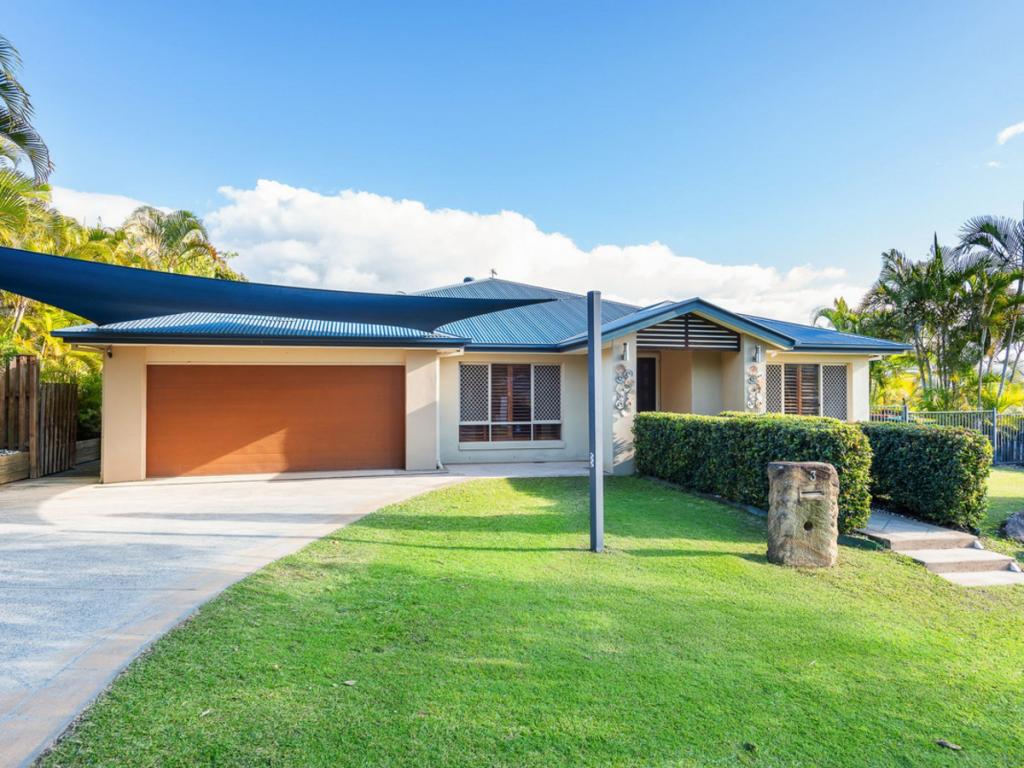 3 WELUMBA CL, PACIFIC PINES, QLD 4211