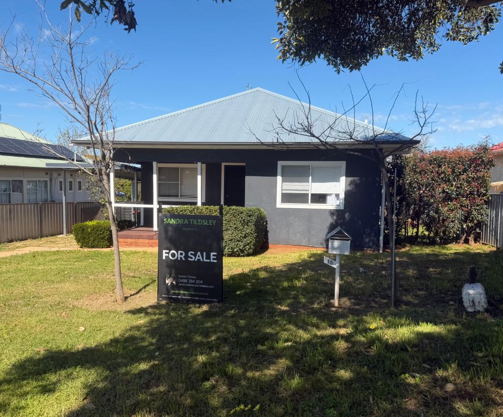 15 Rose St, Parkes, NSW 2870