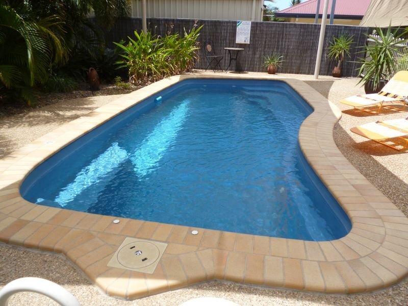 10 Donostia Cres, Bushland Beach, QLD 4818