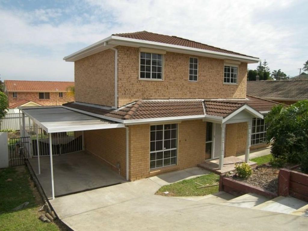 34 Beaconsfield Rd, Rooty Hill, NSW 2766