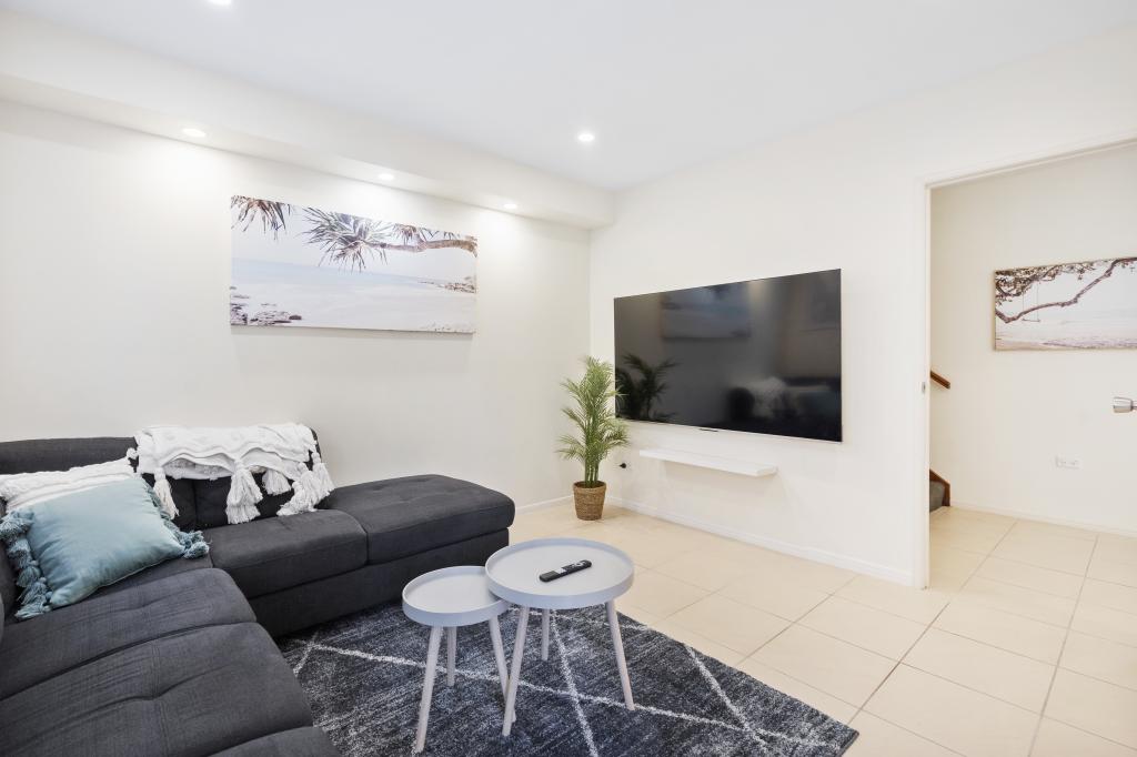 5/17 Stanhill Dr, Surfers Paradise, QLD 4217