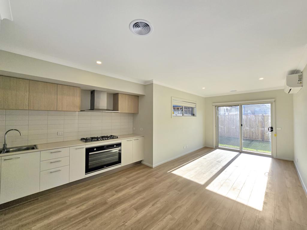 5 Duke St, Armstrong Creek, VIC 3217