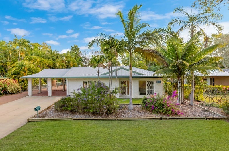 7 Macadamia Ct, Bushland Beach, QLD 4818