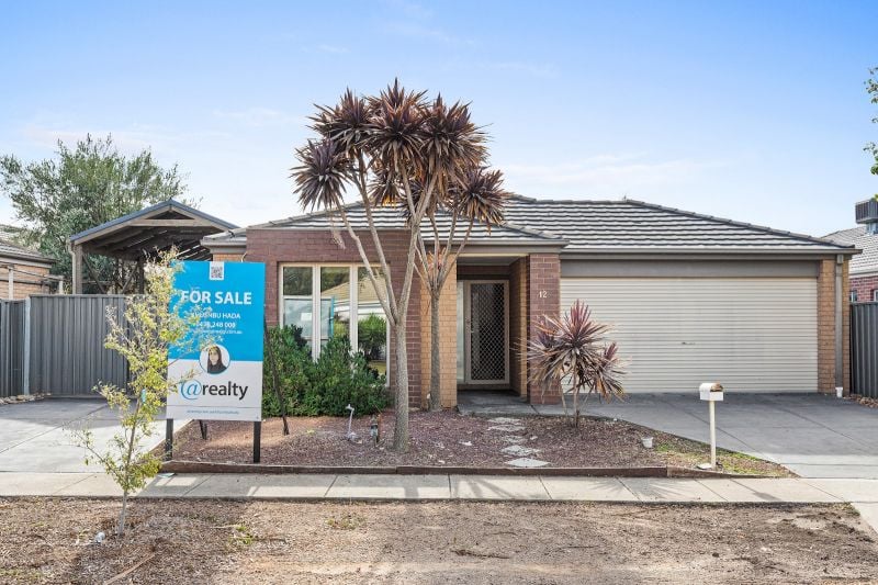 12 Murrumbidgee St, Manor Lakes, VIC 3024