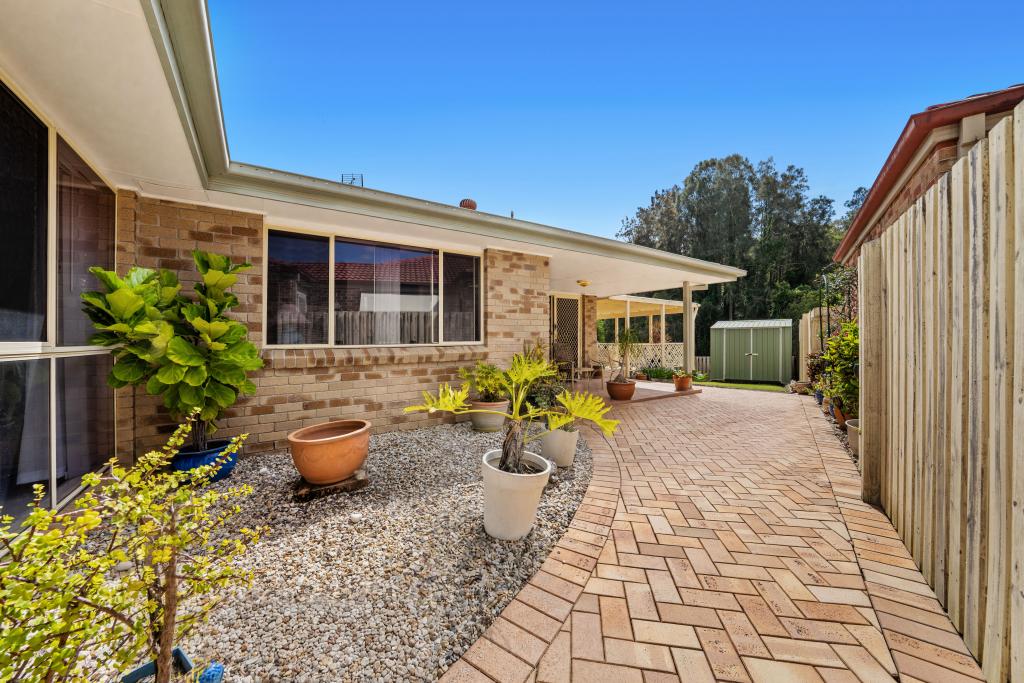24 Silver Glade Dr, Elanora, QLD 4221
