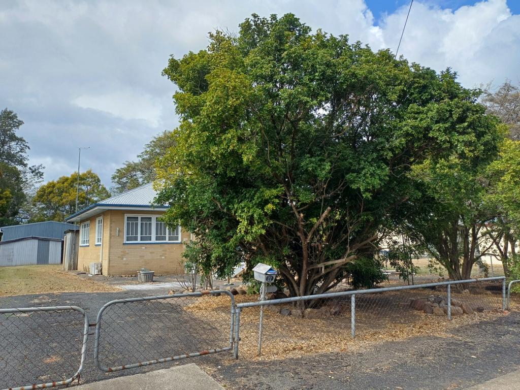 22 East St, Gatton, QLD 4343