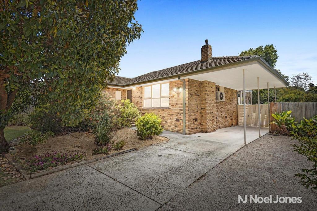 10 DENNIS CT, MOOROOLBARK, VIC 3138