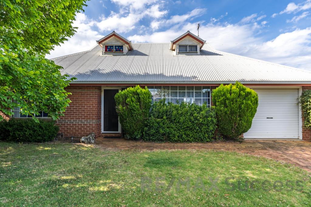 3 Jenna Ct, Kearneys Spring, QLD 4350