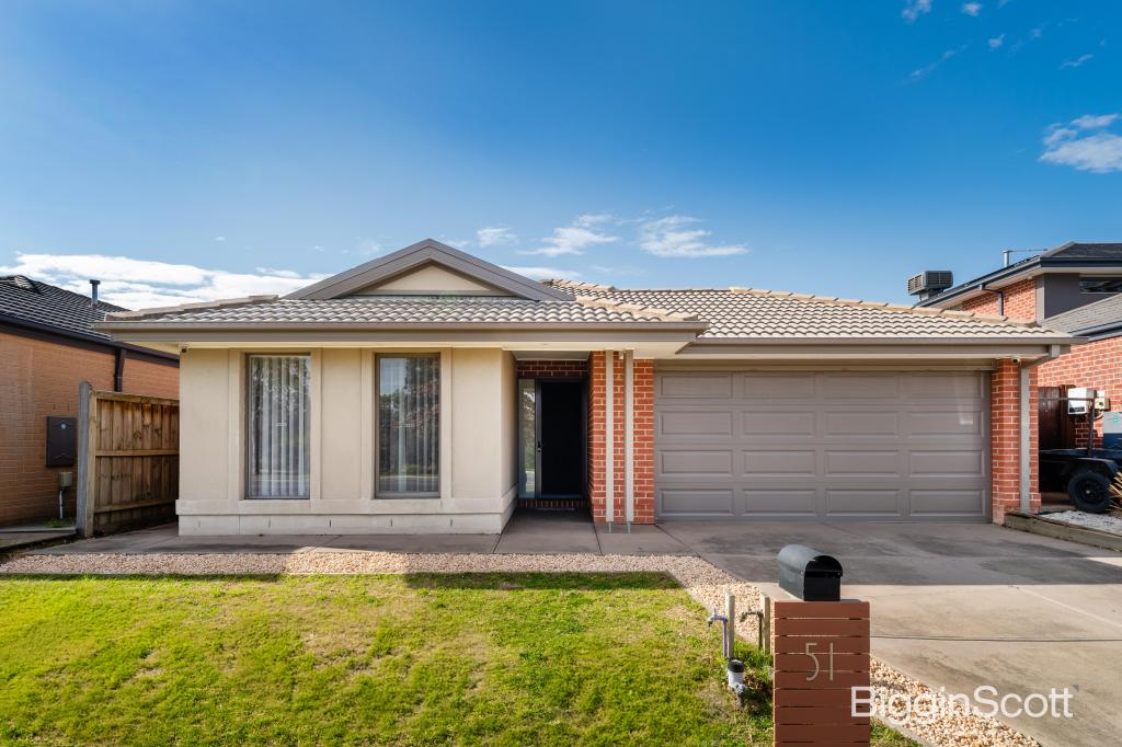 51 Morningside Bvd, Cranbourne West, VIC 3977