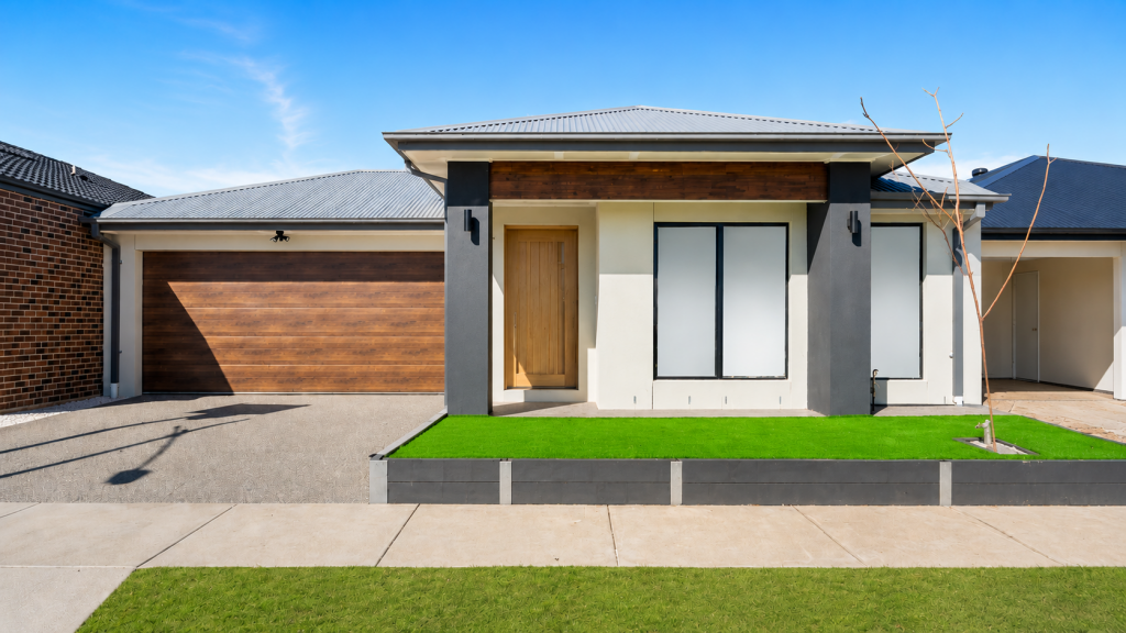 8 ASHFORDBY ST, BONNIE BROOK, VIC 3335