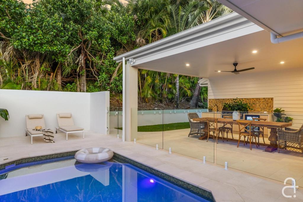 215 Oceanic Dr, Bokarina, QLD 4575